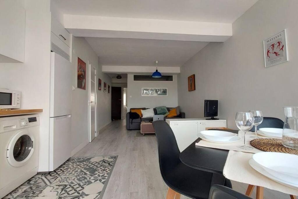 Apartamento Torre De Hercules A Coruna Luaran gambar