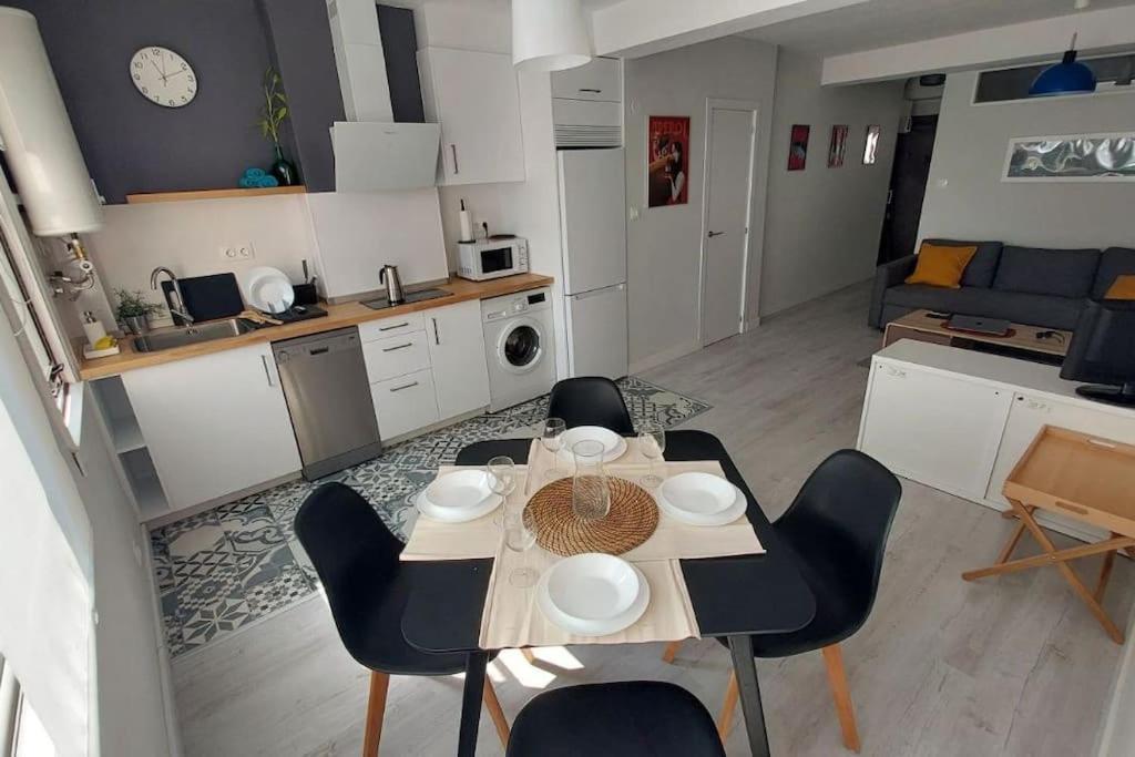 Apartamento Torre De Hercules A Coruna Luaran gambar